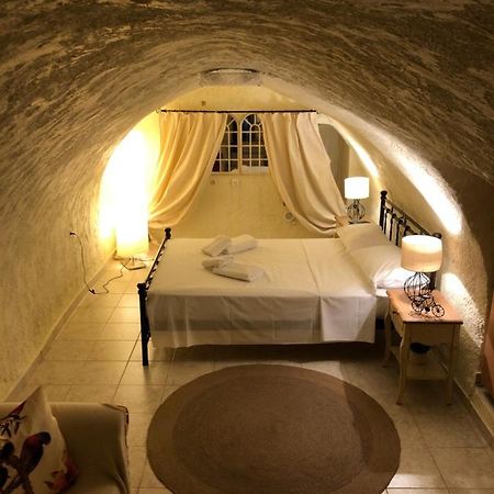 Kamares Cave House 3 Apartment Alika Luaran gambar