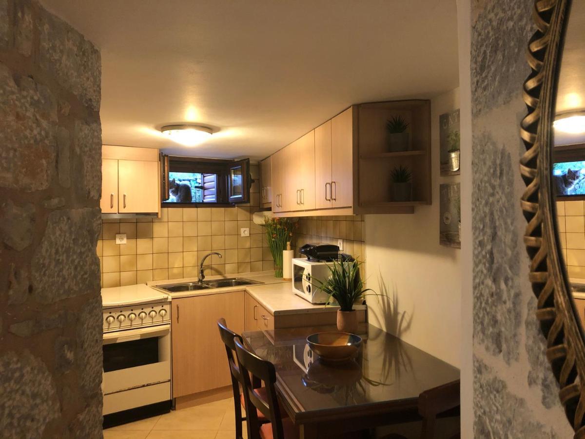Kamares Cave House 3 Apartment Alika Luaran gambar