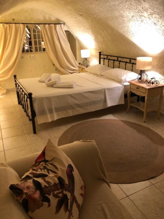 Kamares Cave House 3 Apartment Alika Luaran gambar